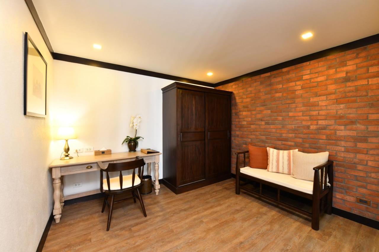 Hotel El Barrio Lanna 4*