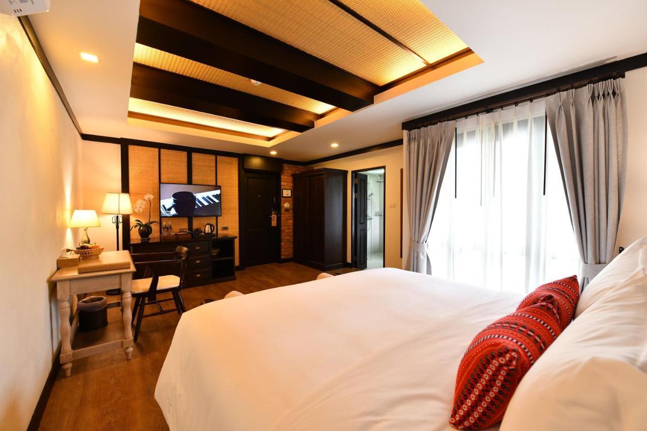 Hotel El Barrio Lanna 4*